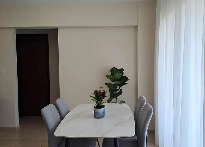 Blue Boutique Flat לרנקה